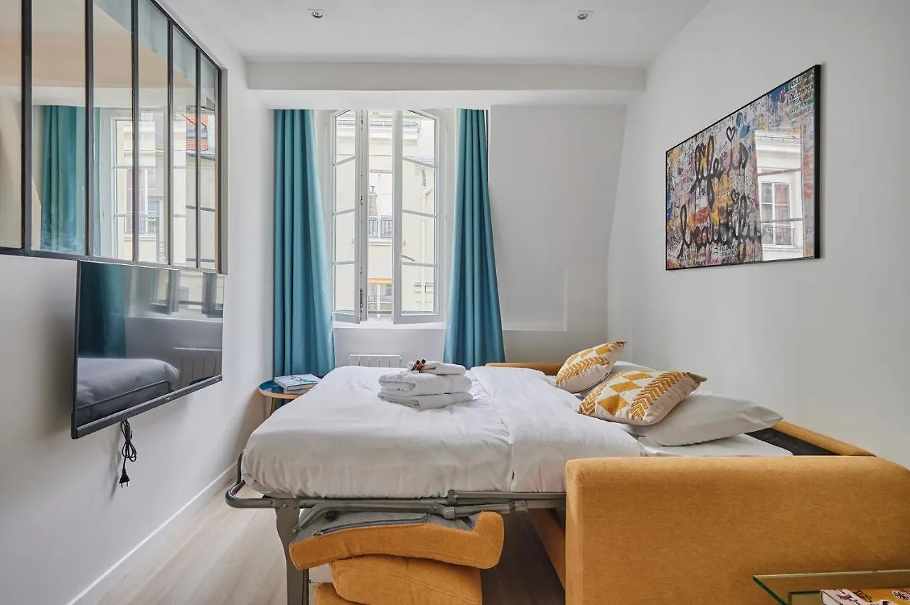 Apartment Residence Center Of Paris By Studio Prestige